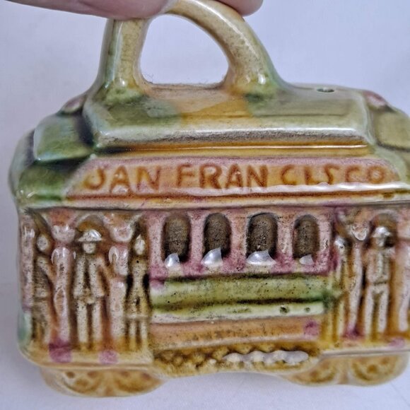 San Francisco Trolley Cars Salt & Pepper Shaker Set Ceramic Vintage - Picture 10 of 12